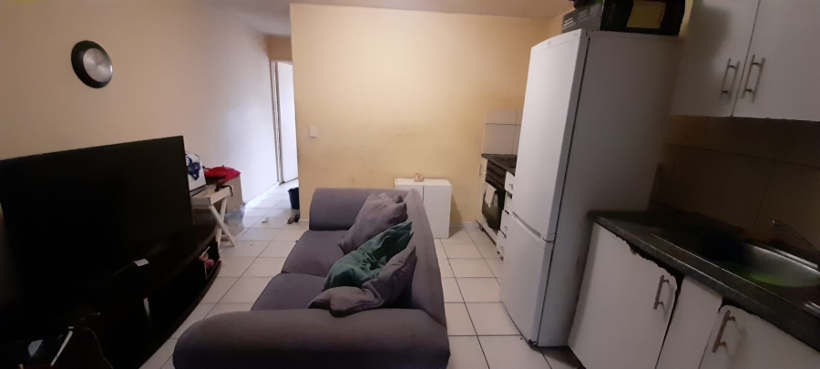 1 Bedroom Property for Sale in Maitland Western Cape